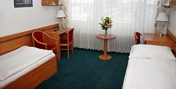 Hotell Ilf Prag